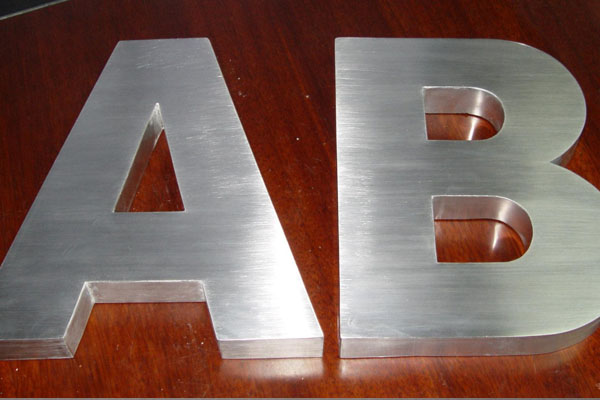 使用不銹鋼發(fā)光字的好處,這些你知道嗎? 使用不銹鋼發(fā)光字的好處,這些你知道嗎?